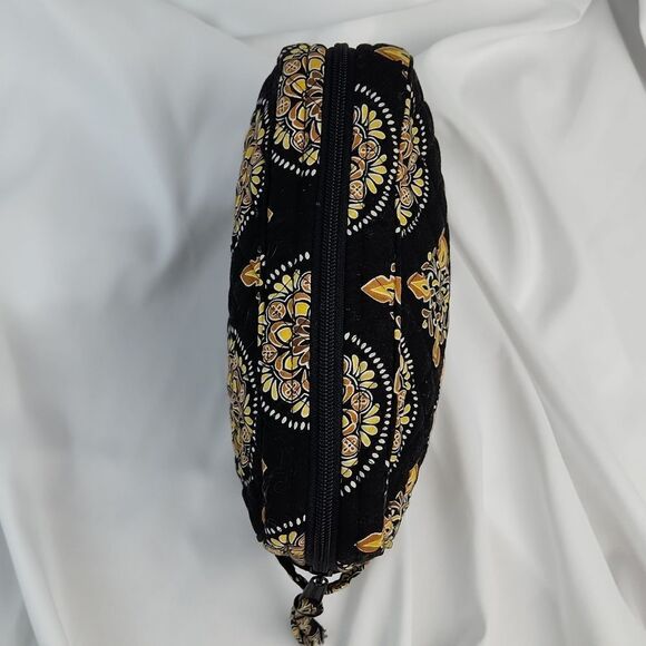 🔺️Stephanie Dawn Black & Yellow Quilted Floral Mandala Print Lined Pouch - Picture 9 of 12